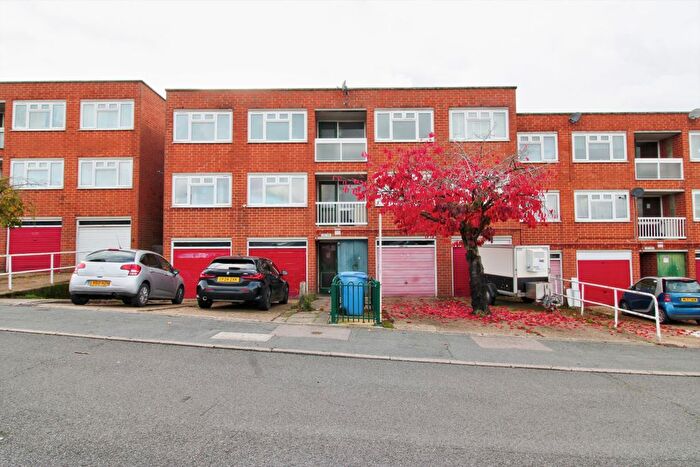 2 Bedroom Flat For Sale In Lower Meadow, Harlow, CM18