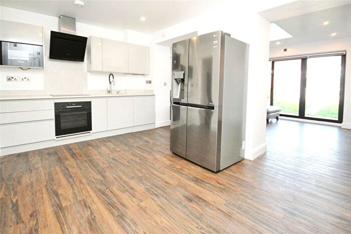 3 Bedroom Terraced House To Rent In Kershaw Road, Dagenham, RM10