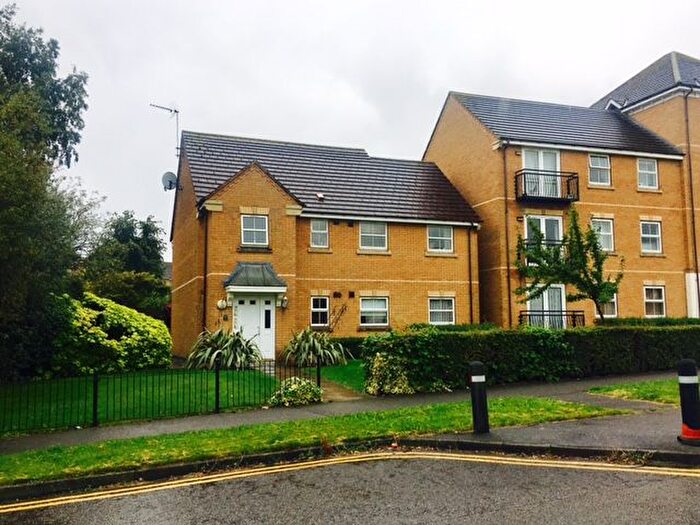 2 Bedroom Flat To Rent In Lady Hay Road, Leicester, LE3