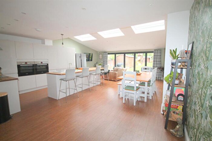 4 Bedroom Detached House For Sale In Stonehill, Bristol, BS15