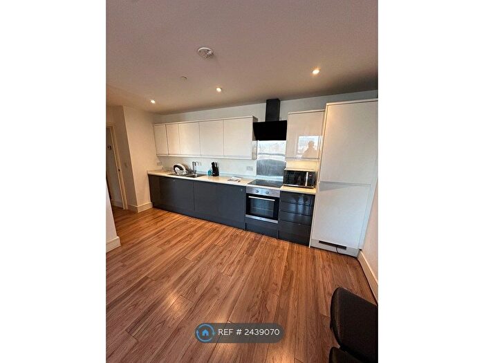 2 Bedroom Flat To Rent In Miller Heights, Maidstone, ME15