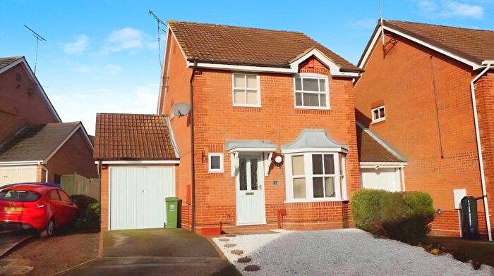3 Bedroom Detached House To Rent In Bird Close, Mansfield, NG18