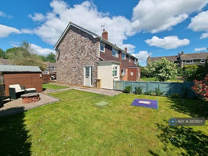 3 Bedroom End Of Terrace House To Rent In Laxton Close, Olveston, Bristol, BS35