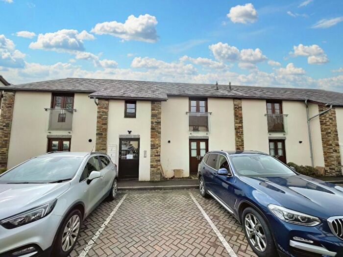 2 Bedroom Flat To Rent In Okehampton, EX20