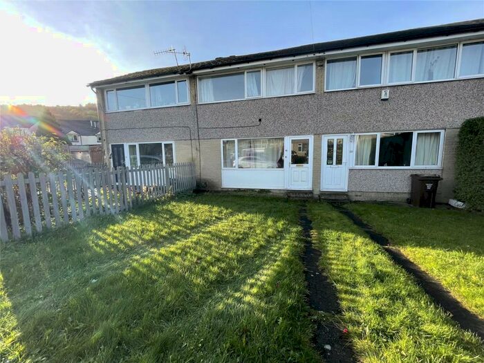 3 Bedroom Terraced House To Rent In Greenfield Gardens, Eastburn, Keighley, West Yorkshire, BD20