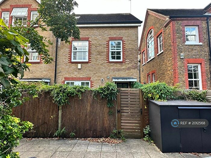 3 Bedroom Terraced House To Rent In Takhar Mews, London, SW11
