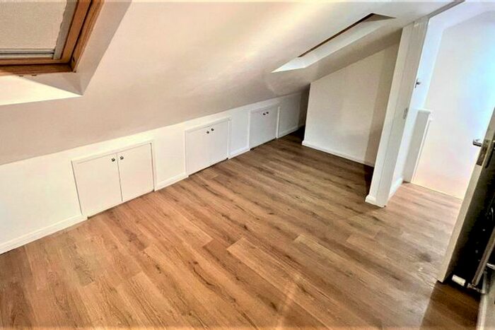 1 Bedroom End Of Terrace House To Rent In Dacre Close, Greenford, UB6