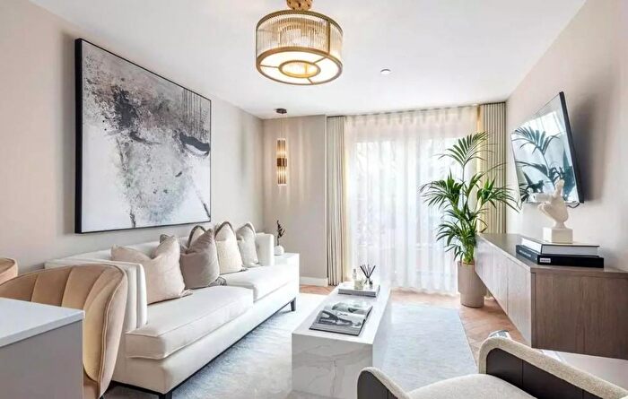 2 Bedroom Flat For Sale In Plot Fulford Court, York, YO10