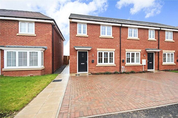 3 Bedroom End Of Terrace House To Rent In Kilmond Way, Durham, DH1