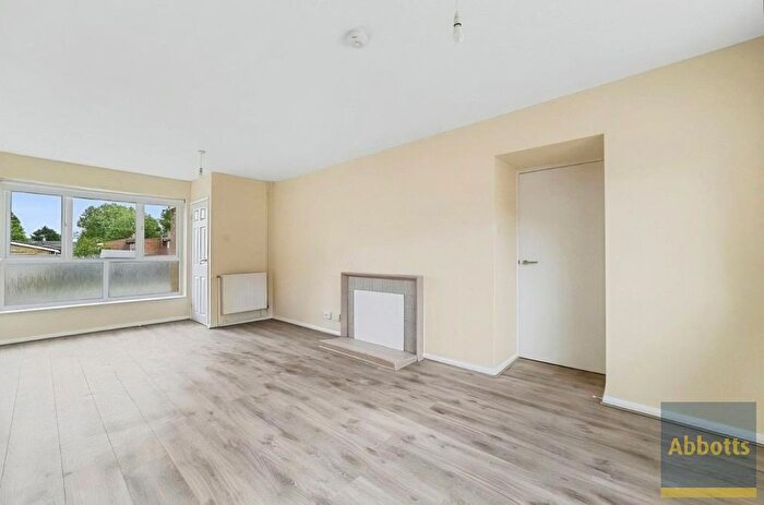 3 Bedroom Property To Rent In The Fremnells, Basildon, SS14