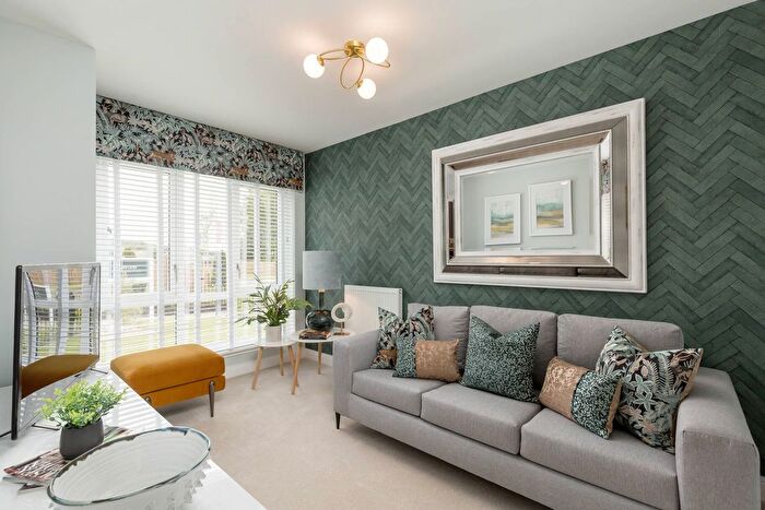 4 Bedroom Detached House For Sale In Oak Place, Dalkeith, EH22