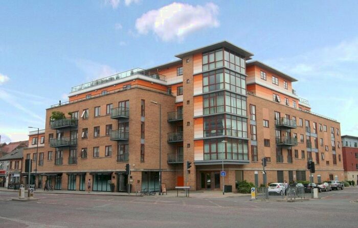 2 Bedroom Flat To Rent In The Levels, Hills Road, Cambridge, CB2