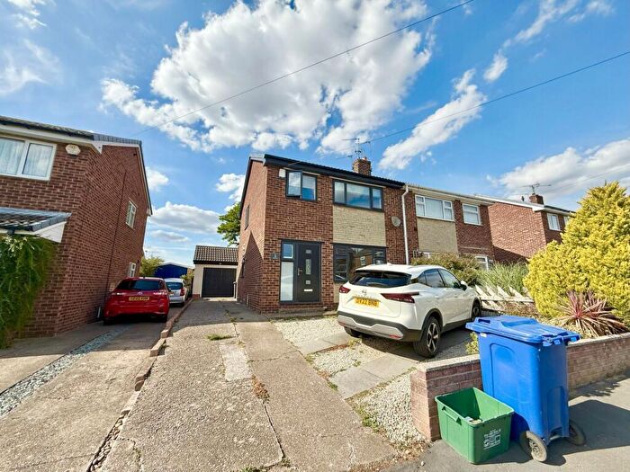 3 Bedroom Semi-Detached House To Rent In Spey Drive, Auckley, Doncaster, DN9