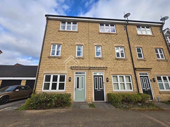 3 Bedroom End Of Terrace House For Sale In Providence Court, Dewsbury, WF12