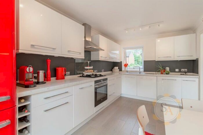 4 Bedroom Terraced House To Rent In Avondale, Ash Vale, Aldershot, GU12