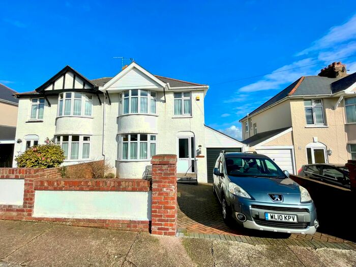 3 Bedroom Semi-Detached House To Rent In Barnfield Road, Paignton, TQ3