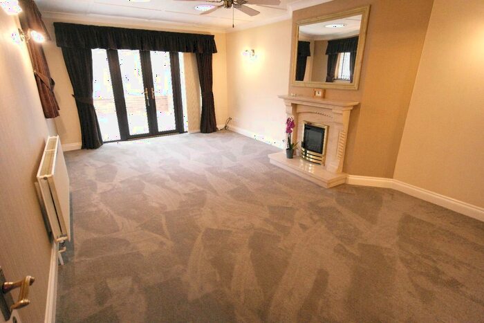 4 Bedroom Detached House For Sale In Tudor Lodge, Grays, Essex, RM16