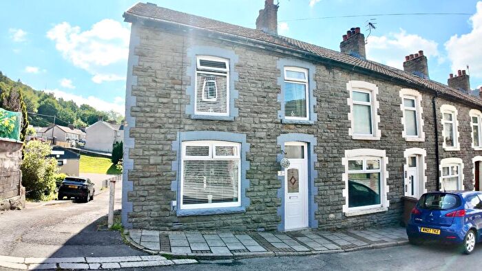 3 Bedroom End Of Terrace House For Sale In Stanley Street, Ynysddu, NP11