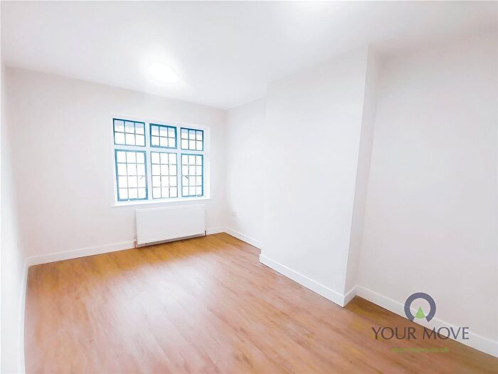 1 Bedroom Flat To Rent In Market Square, Bromley, BR1