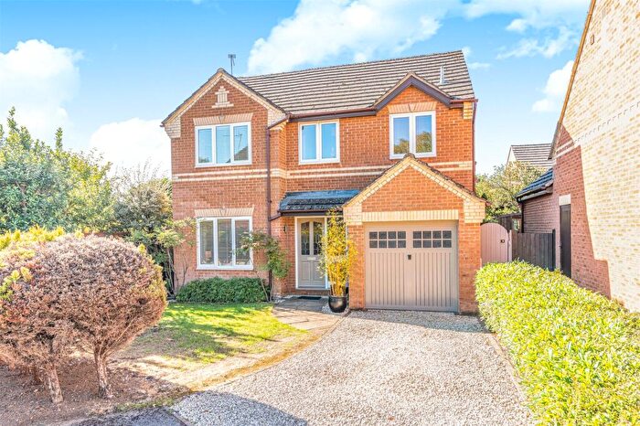 4 Bedroom Detached House For Sale In Gaveston Gardens, Deddington, Oxfordshire, OX15
