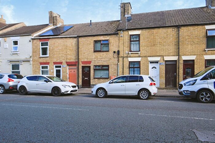 3 Bedroom Terraced House For Sale In Eastfield Road, Peterborough, PE1