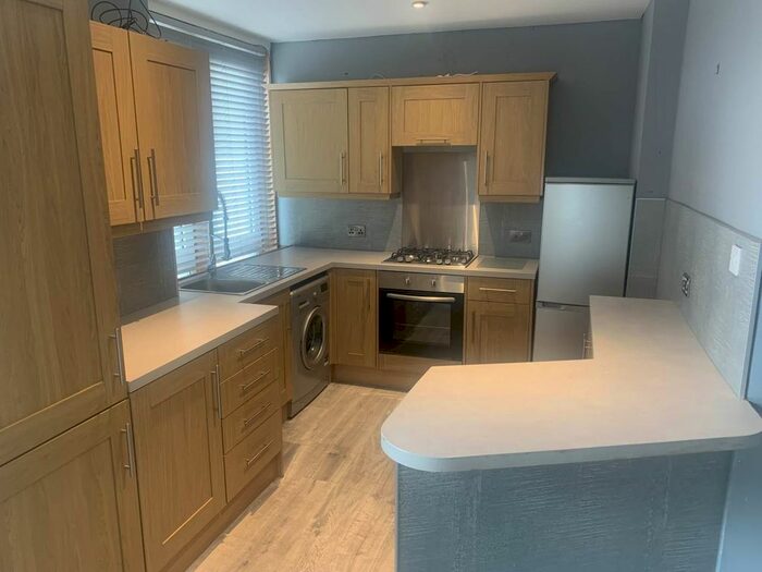 2 Bedroom Flat To Rent In Lintrathen Gardens, Dundee, DD3