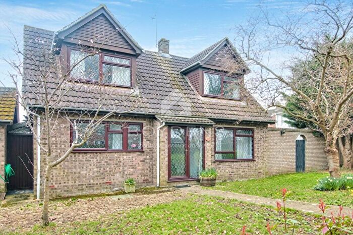 3 Bedroom Detached House To Rent In Oakwood Gardens West Mersea Nr Colchester, CO5