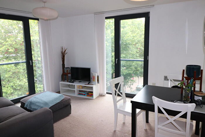 2 Bedroom Apartment To Rent In St. John's Walk, Birmingham, B5