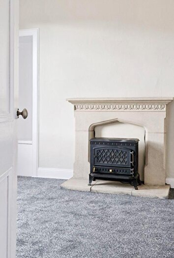 1 Bedroom Flat For Sale In / Milton Street, Abbeyhill, Edinburgh, EH8