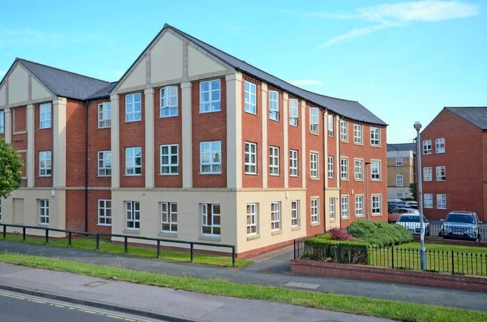2 Bedroom Flat To Rent In Martins Court, Leeman Road, York, YO26