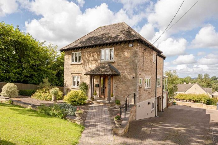 4 Bedroom Detached House For Sale In Over Norton Road, Chipping Norton, OX7