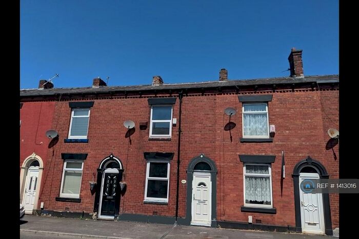 2 Bedroom Terraced House To Rent In Turf Lane, Chadderton, Oldham, OL9