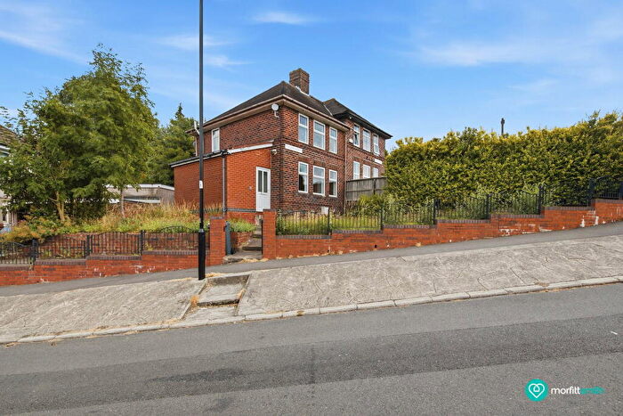 3 Bedroom Semi-Detached House For Sale In Walden Road, Sheffield, S2