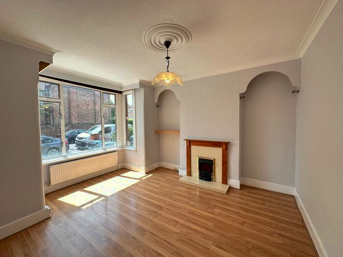 5 Bedroom Terraced House To Rent In Elvendon Road, London, N13