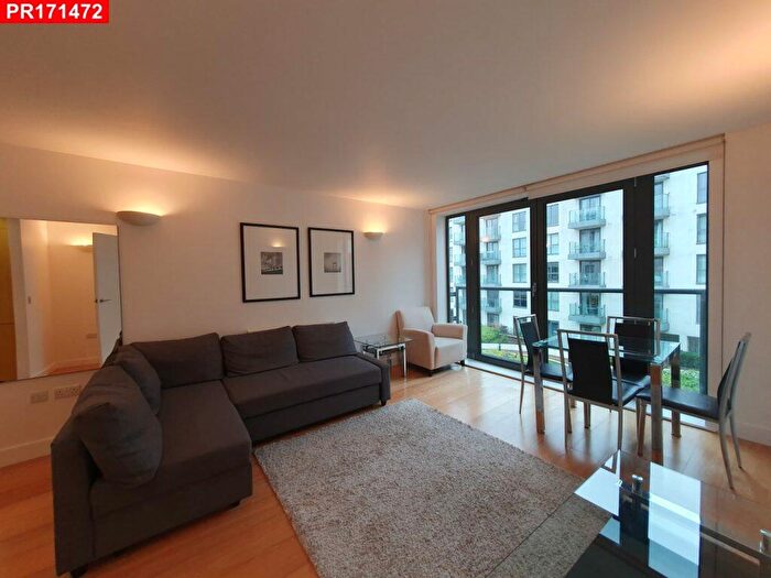 2 Bedroom Flat To Rent In Gifford Street, Kings Cross, – Bedrooms Flat, N1