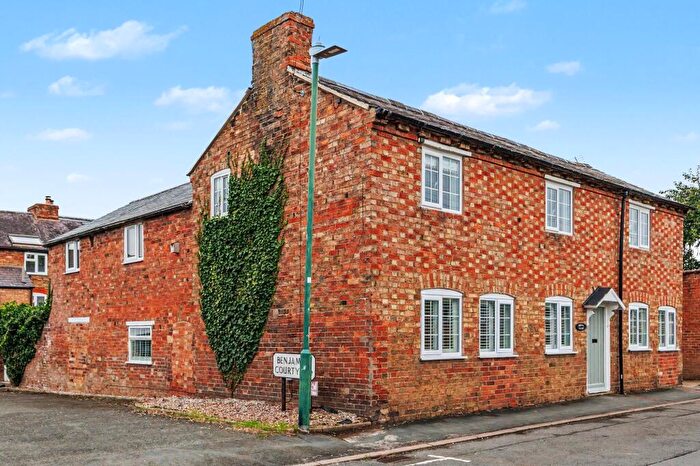 4 Bedroom Detached House For Sale In Old Road, Shipston-On-Stour, CV36