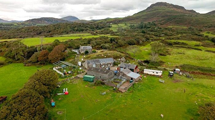 8 Bedroom Detached House For Sale In Morfa Bychan, Porthmadog, Gwynedd, LL49