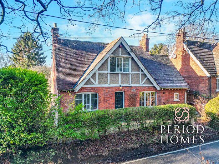 4 Bedroom Detached House For Sale In The Common, Danbury, CM3