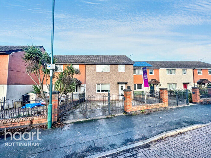 3 Bedroom Terraced House For Sale In Kenmore Gardens, Nottingham, NG3