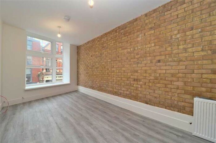 1 Bedroom Apartment To Rent In Woking, GU21