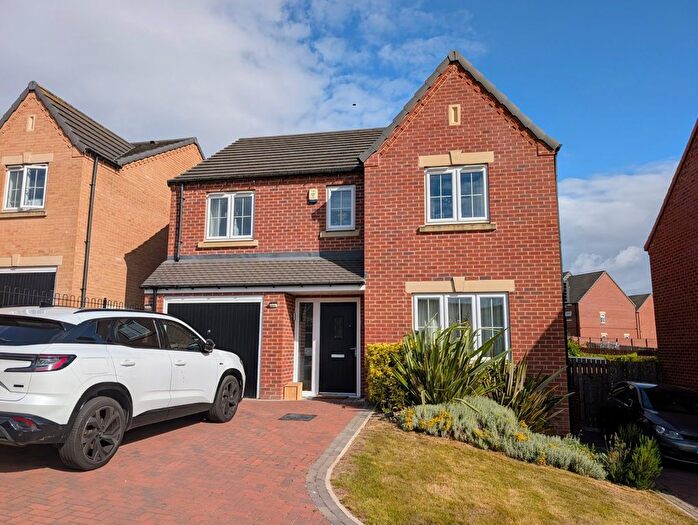 4 Bedroom Detached House To Rent In Pilkington Close, Wakefield, West Yorkshire, WF1