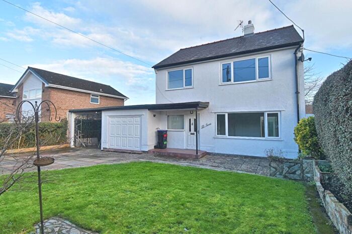 4 Bedroom Detached House For Sale In Borthyn, Ruthin, LL15