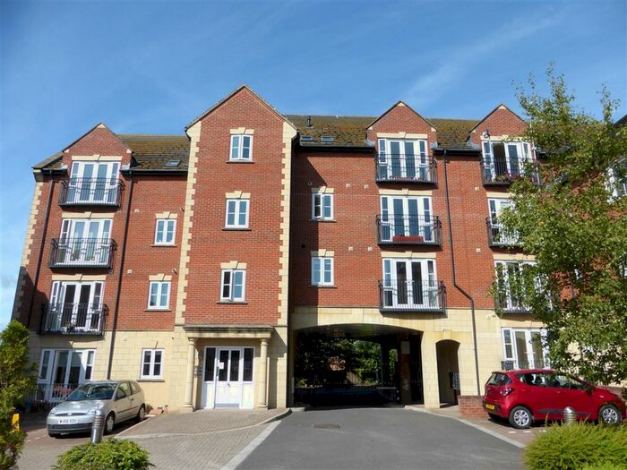 2 Bedroom Apartment To Rent In Clarence Street, Yeovil, BA20