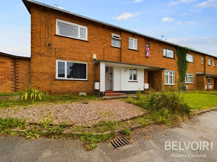 2 Bedroom Flat To Rent In East Close, Walton, Stone, ST15