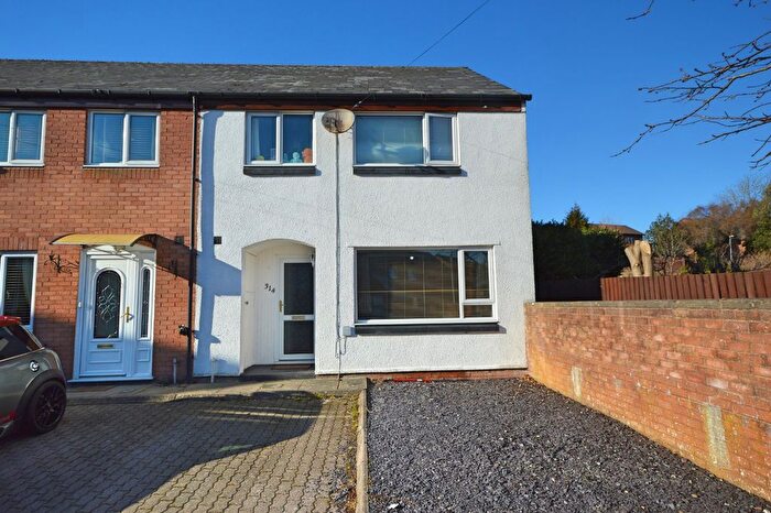 3 Bedroom Semi-Detached House For Sale In Heol Y Coleg, Newtown, Powys, SY16