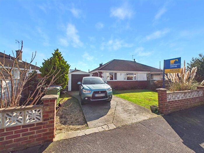 2 Bedroom Bungalow For Sale In Shearwater Grove, Innsworth, Gloucester, GL3