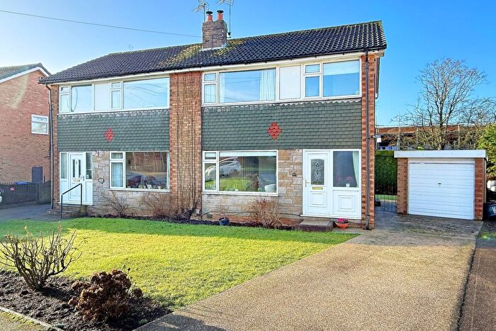 3 Bedroom Semi Detached House For Sale In Larkfield Road, Harrogate, HG2