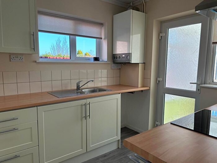 2 Bedroom Bungalow To Rent In Beaumont Gardens, Melton Mowbray, LE13