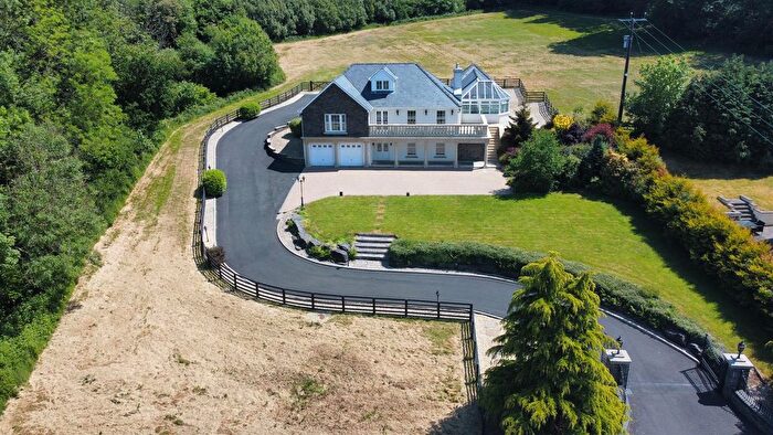 4 Bedroom Farm For Sale In Carmarthen Road, Llanybydder, SA40