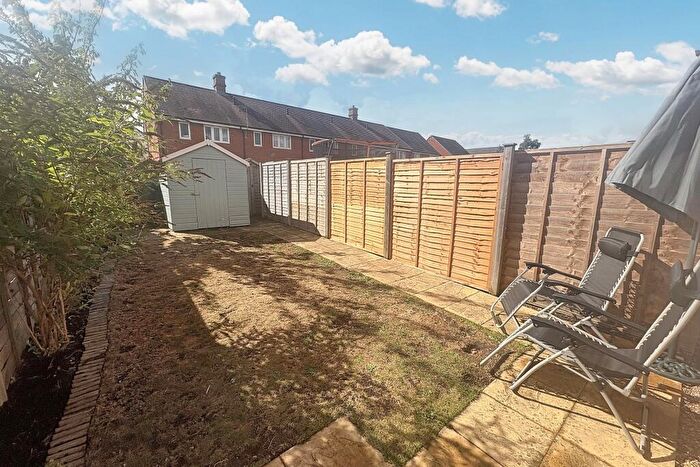 2 Bedroom Terraced House For Sale In Wareham, BH20